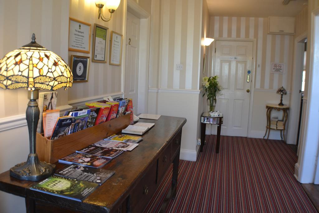 Applegarth Guest House 埃文河畔斯特拉特福 外观 照片